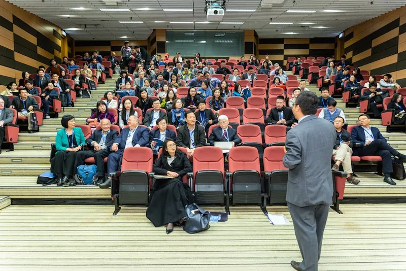 AI Shopping Agents: A Double-Edged Sword for Retail Giants Like Amazon and Costco placeholder image